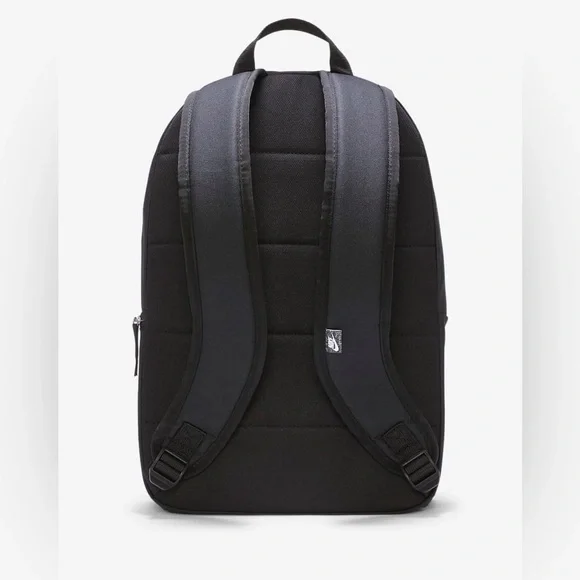 NWT Nike Heritage Backpack (25L) Black - Picture 3 of 8